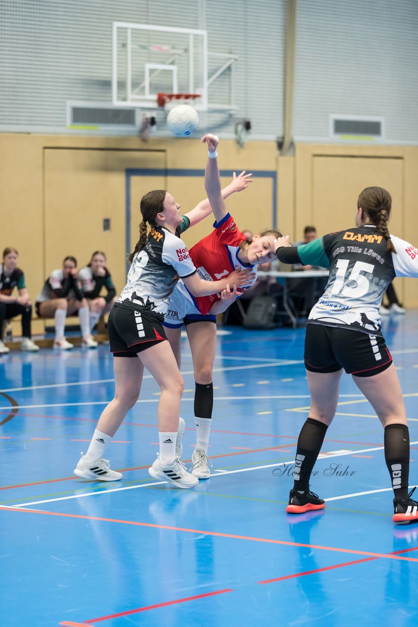 Bild 105 - wBJ HC Quickborn - HSG Tills Loew. : Ergebnis: 19:20